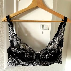 Paramour by Feline • Madison Full-Figure Unlined